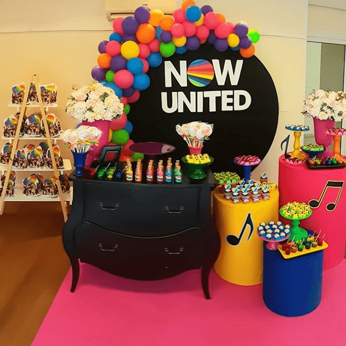 Festa infatil Now United