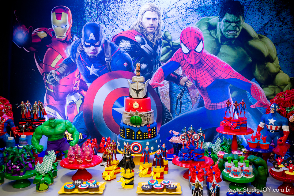 bolo dos vingadores
