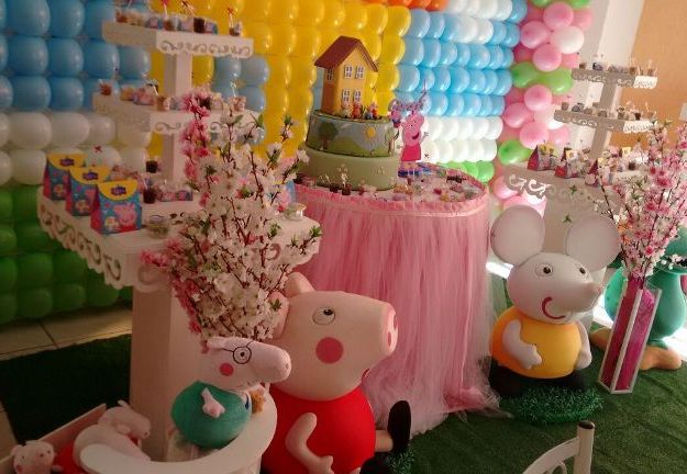 como fazer decoração de mesa peppa pig passo a passo