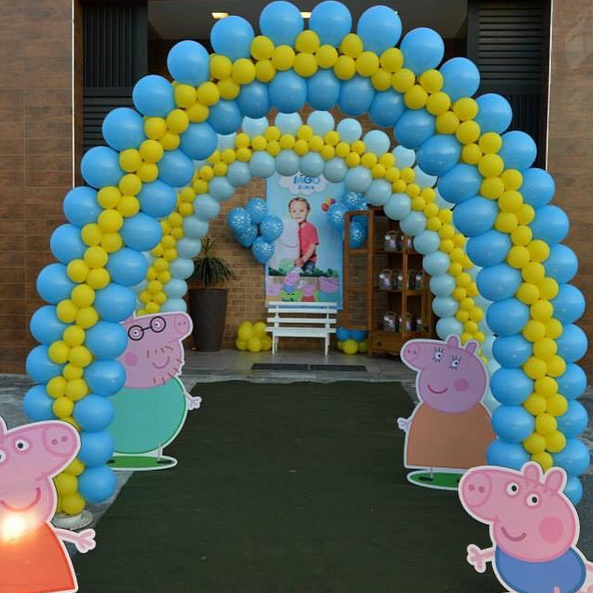 festa peppa pig vs festa galinha pintadinha