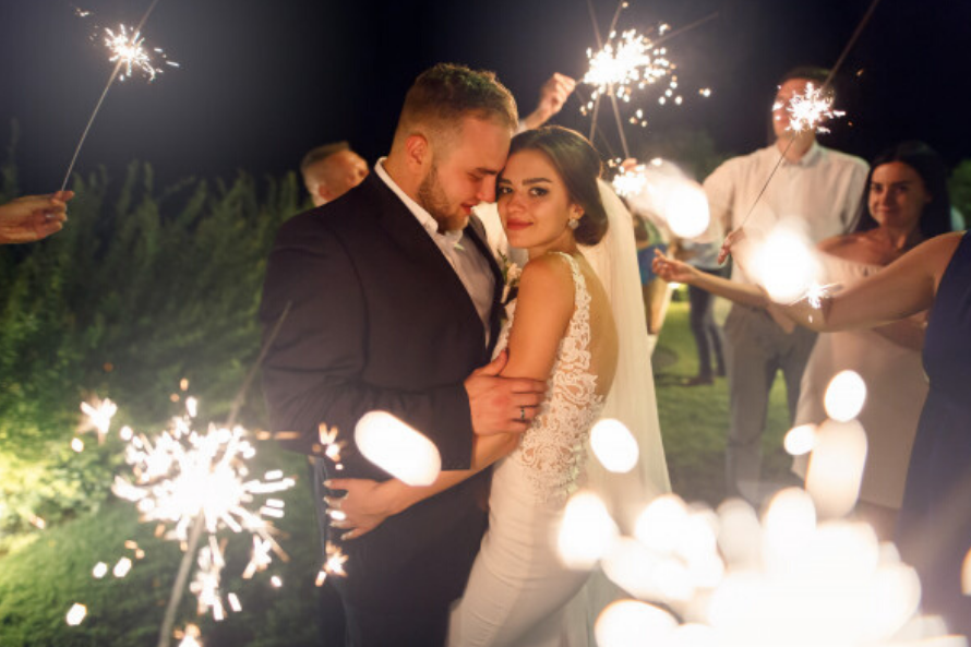 Casamento em Casa: Dicas Essenciais para uma Celebração Aconchegante