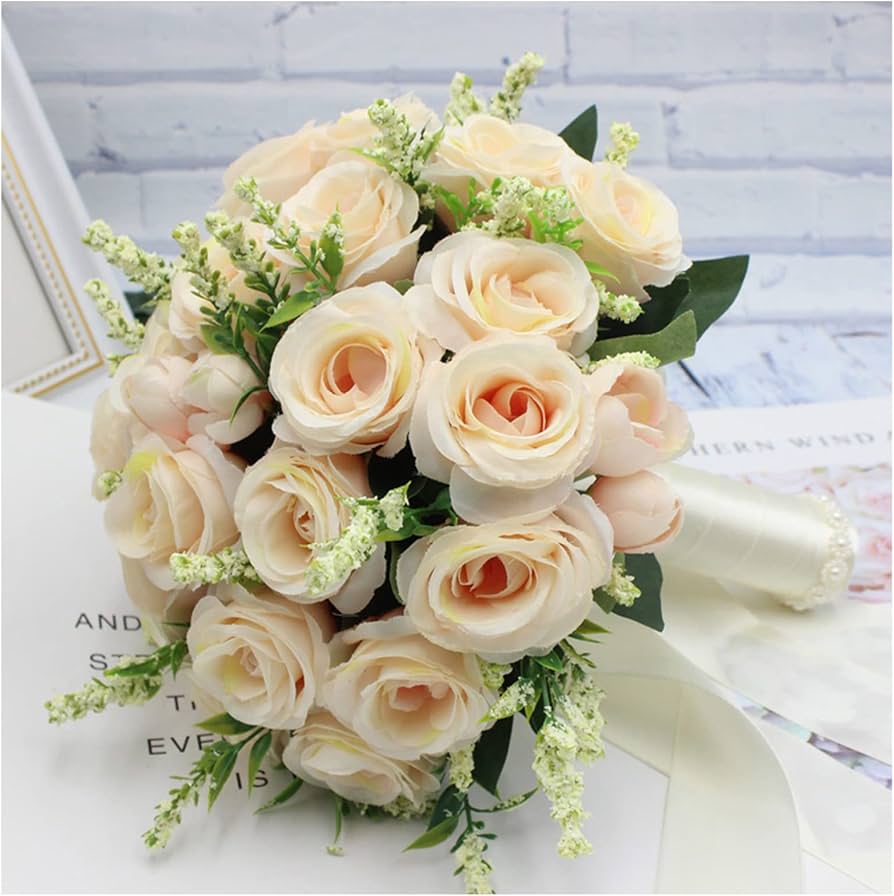flores para buque de noiva com gipsofilas