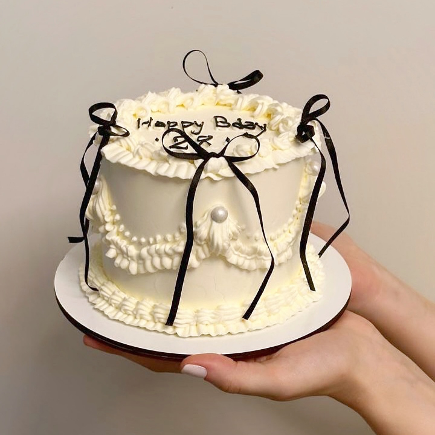 Tendências de Decoração para Bolos de Aniversário em 2024