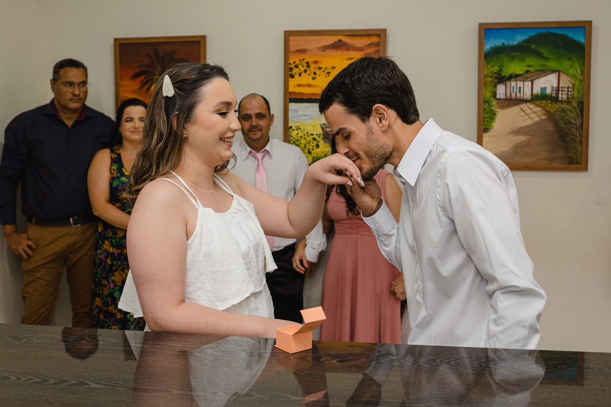 ensaio fotográfico em praça casamento civil