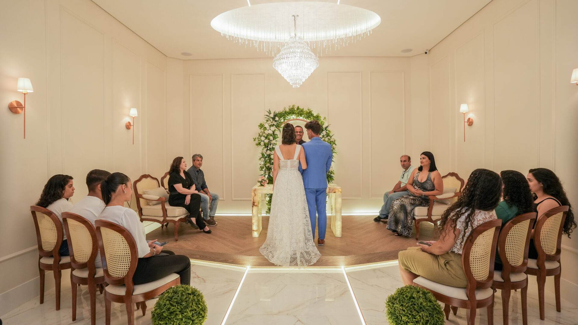 ensaio fotográfico em praça casamento civil