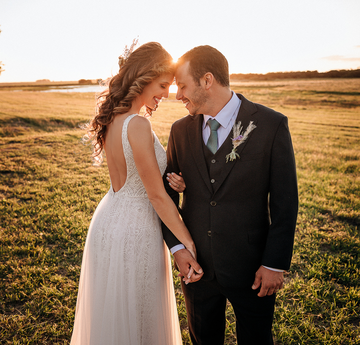 As 10 Poses de Casamento Mais Criativas para o Seu Álbum