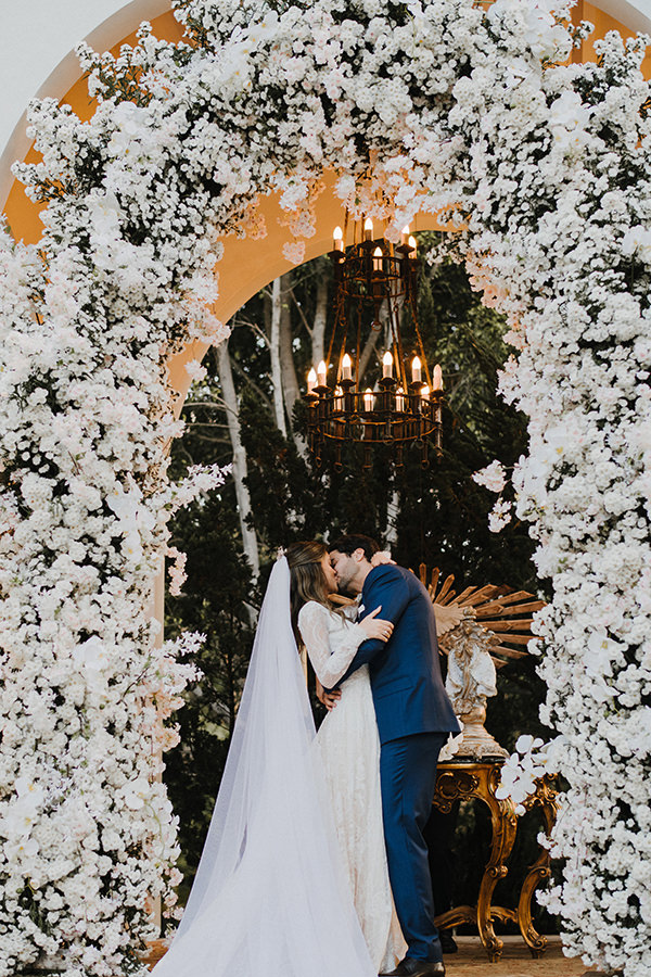 As 10 Poses de Casamento Mais Criativas para o Seu Álbum