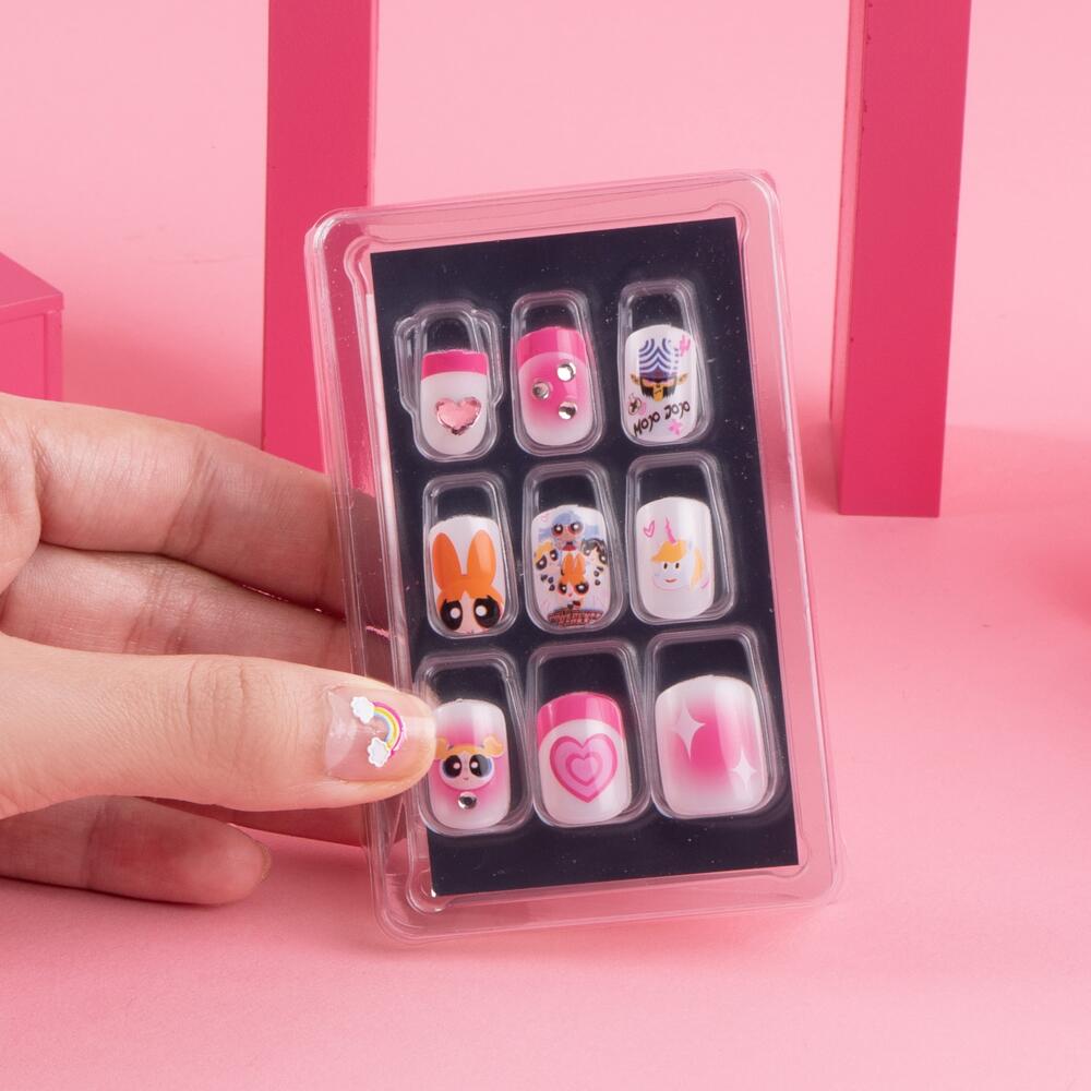 fotos de meninas fake