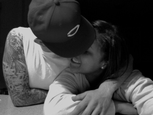fotos de casal com mãos dadas