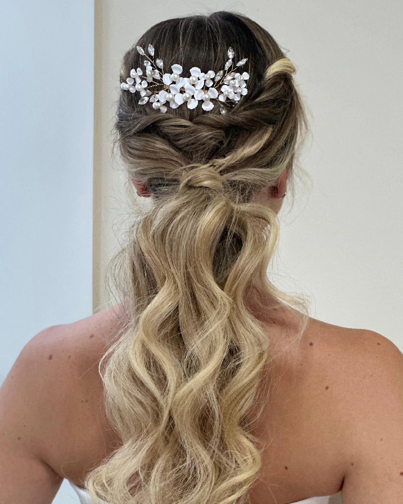 Grinaldas de Noiva com Zircônias: Brilho e Elegância para o Grande Dia