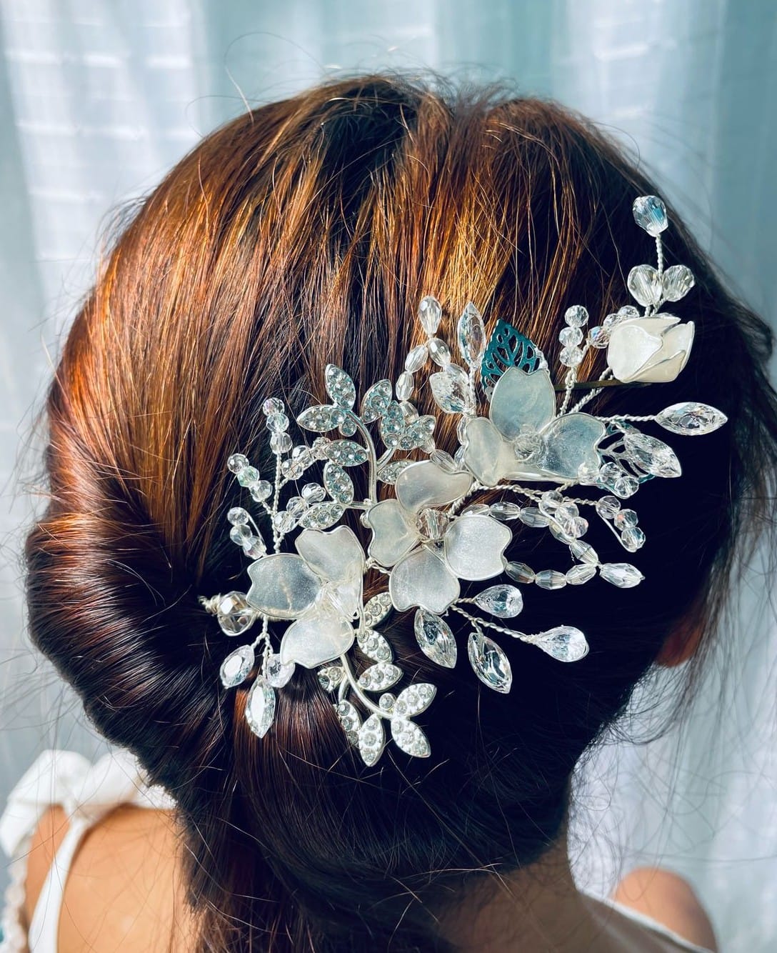 Guia Completo: Como Escolher a Grinalda de Noiva Perfeita para o Seu Estilo