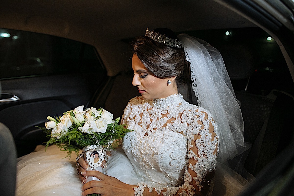 quanto custa um vestido de noiva dourado