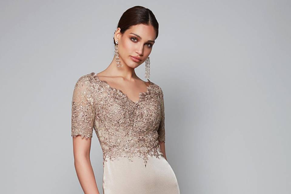 erros ao escolher vestido de noiva dourado para noite