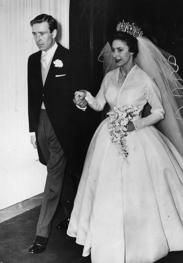 vestido de noiva dourado ouro puro ou champanhe