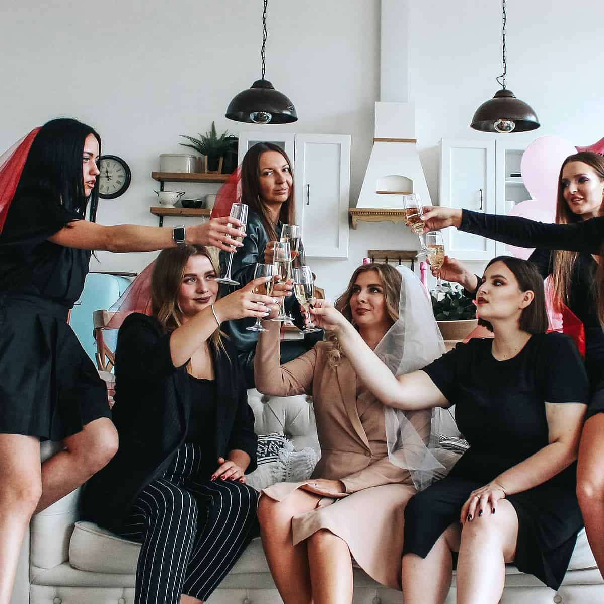 Ideias Criativas para Despedida de Solteiro(a): Do Agito ao Relax