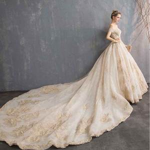 vestido de noiva dourado princesa ou sereia qual escolher