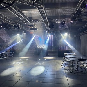 iluminacao cenica para festas