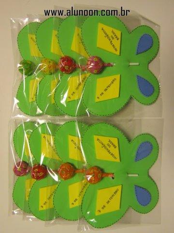 5 Ideias de Lembrancinhas Criativas para o 7 de Setembro
Como Fazer Lembrancinhas de EVA para o 7 de Setembro
Lembrancinhas Econômicas para o Dia da Independência
Personalizando Lembrancinhas: Dicas para Brindes Corporativos
O Significado das Cores e Símbolos nas Lembrancinhas de 7 de Setembro