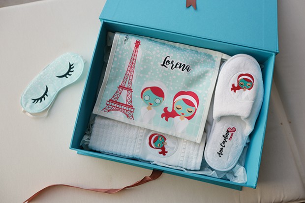 lembrancinha personalizada infantil vs lembrancinha pronta