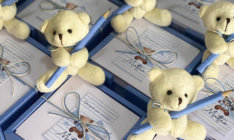 DIY: Aprenda a Fazer Lembrancinhas de Maternidade de Menino em Casa e Economize