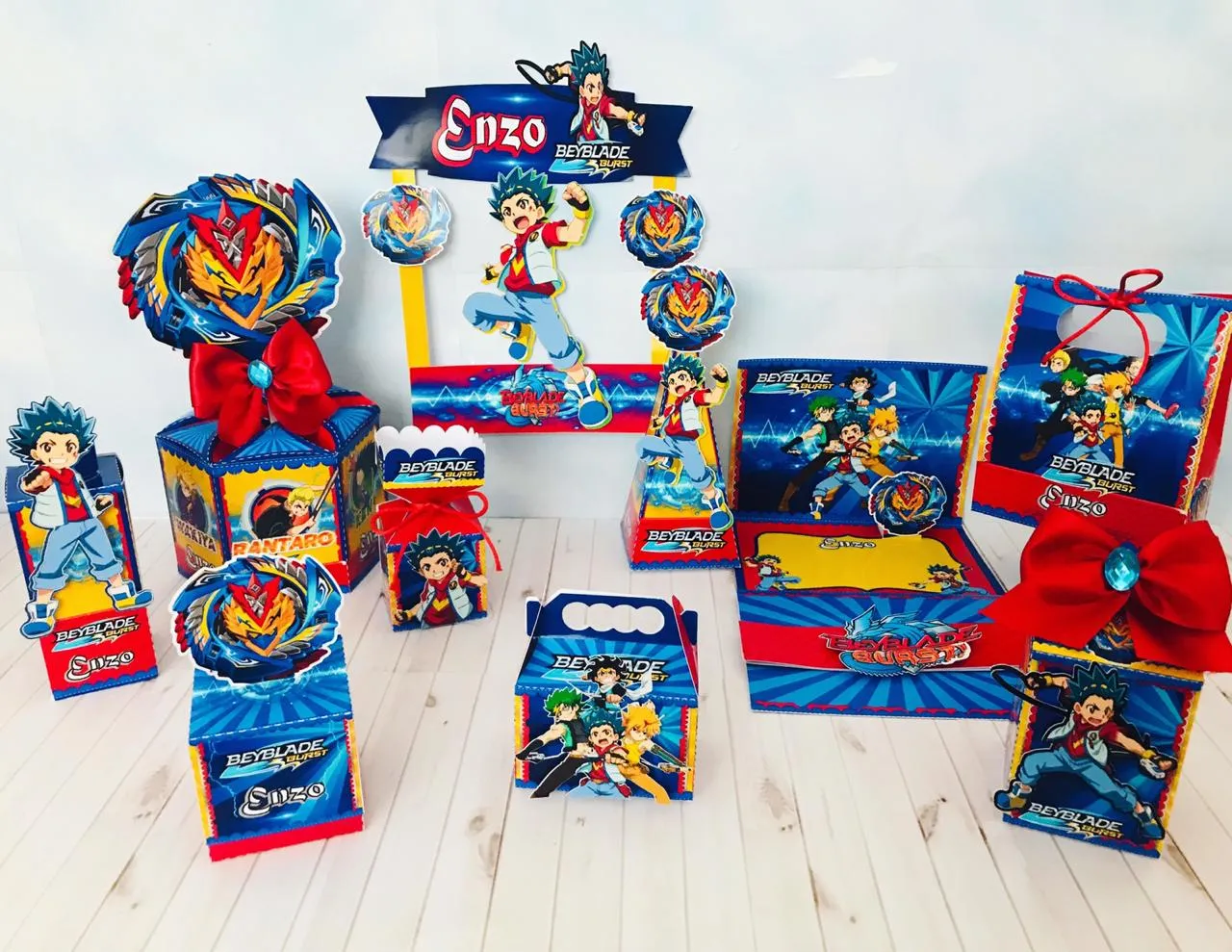 lembrancinhas Beyblade Magazine Luiza