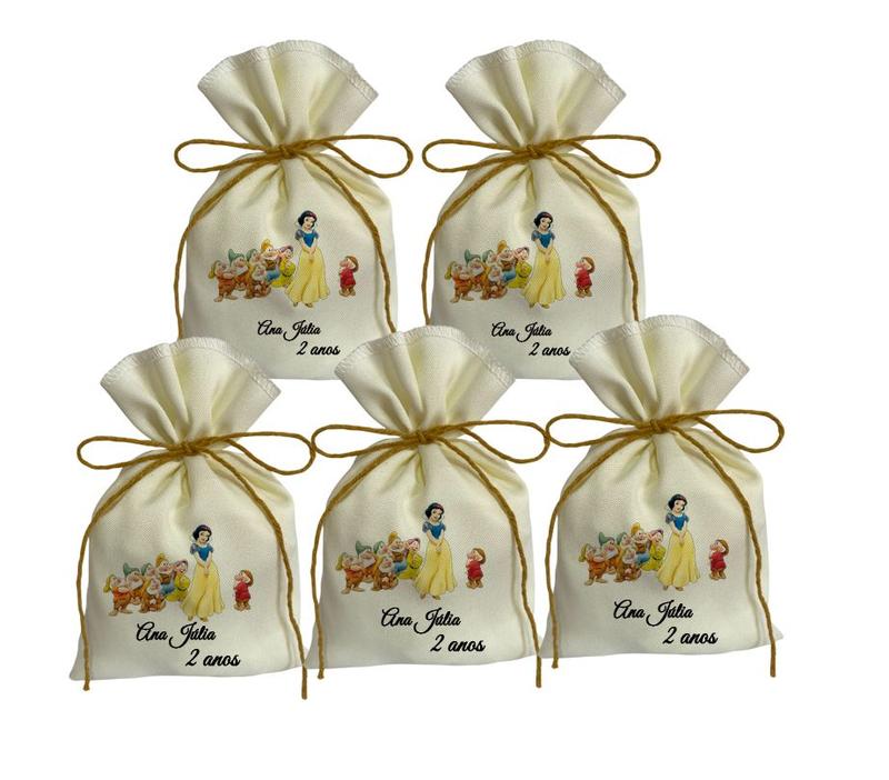 lembrancinha branca de neve luxo para 1 ano