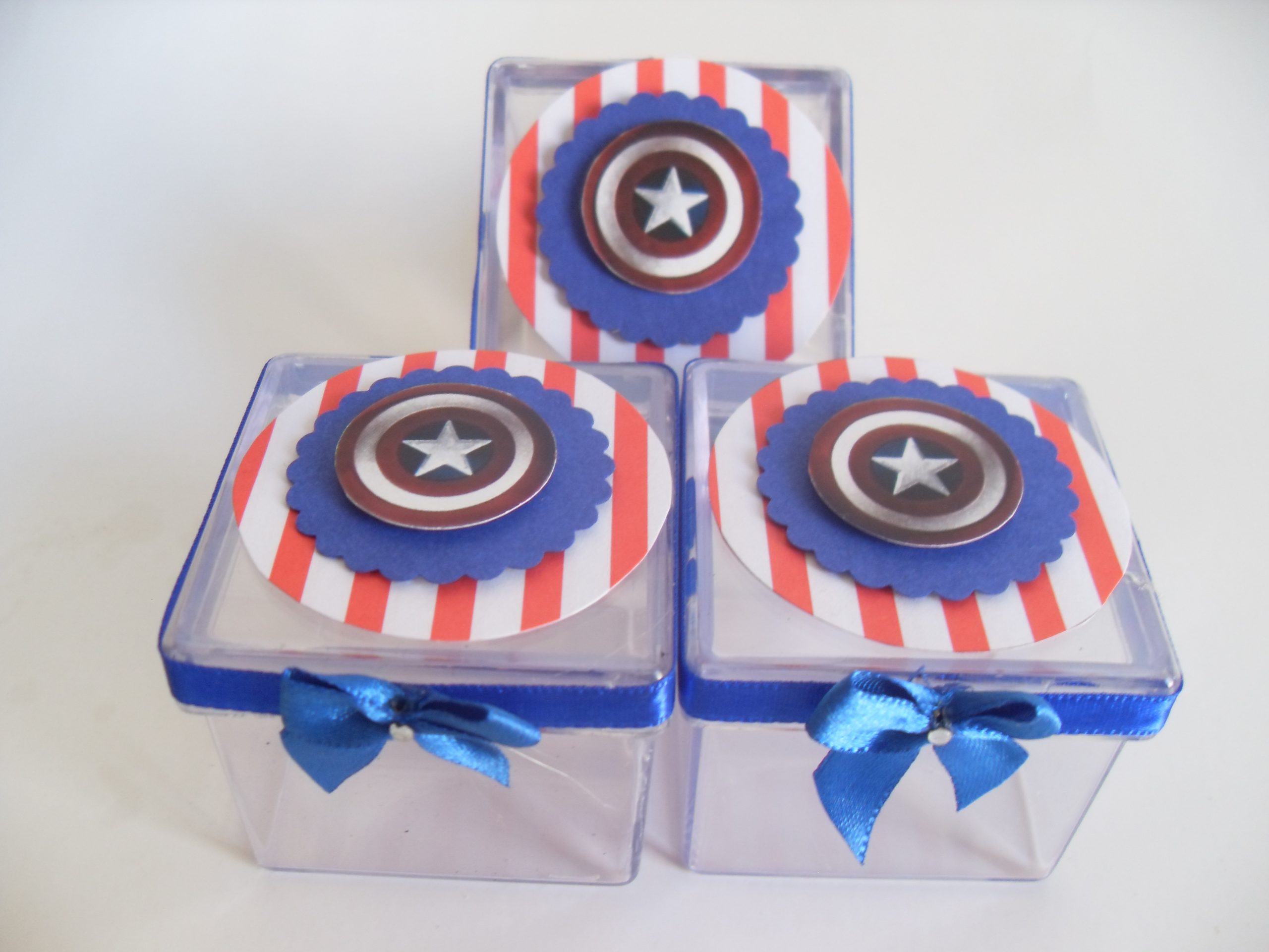 Top 10 fornecedores de personalizados Capitão América