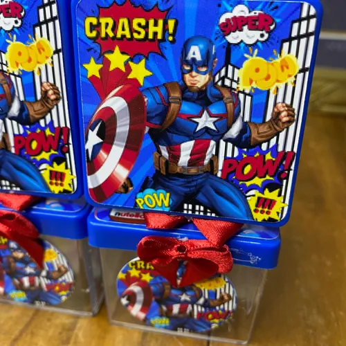 Top 10 fornecedores de personalizados Capitão América