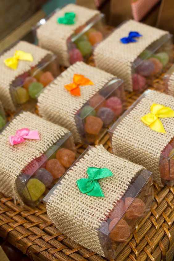 Como Organizar um Charraiá Inesquecível: Guia Completo