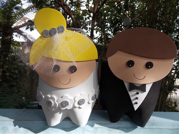 lembrancinha com garrafa pet para casamento