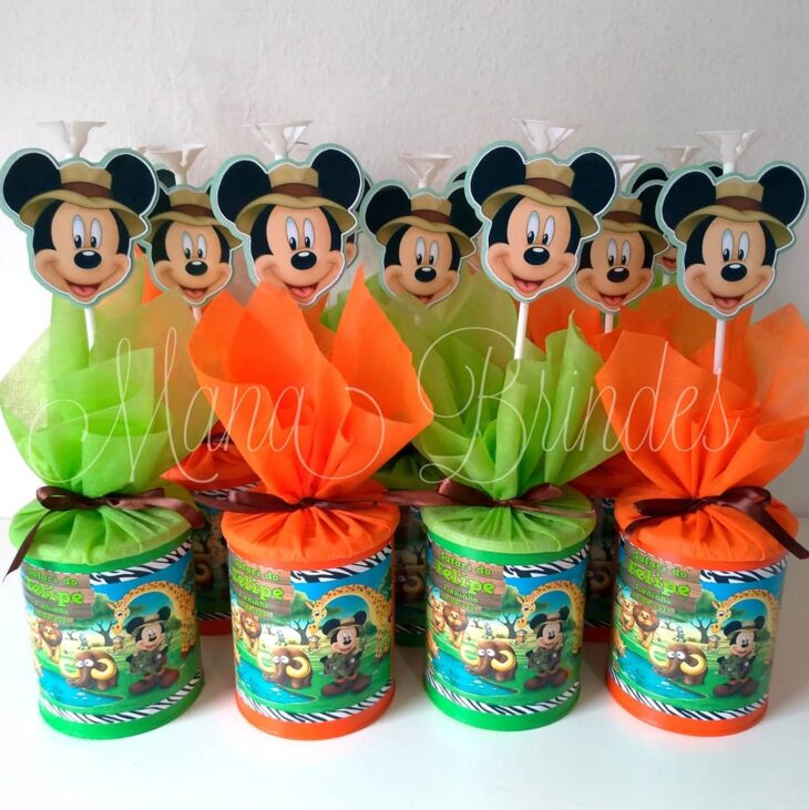 Crie Centros de Mesa Econômicos com Latas de Leite em Pó