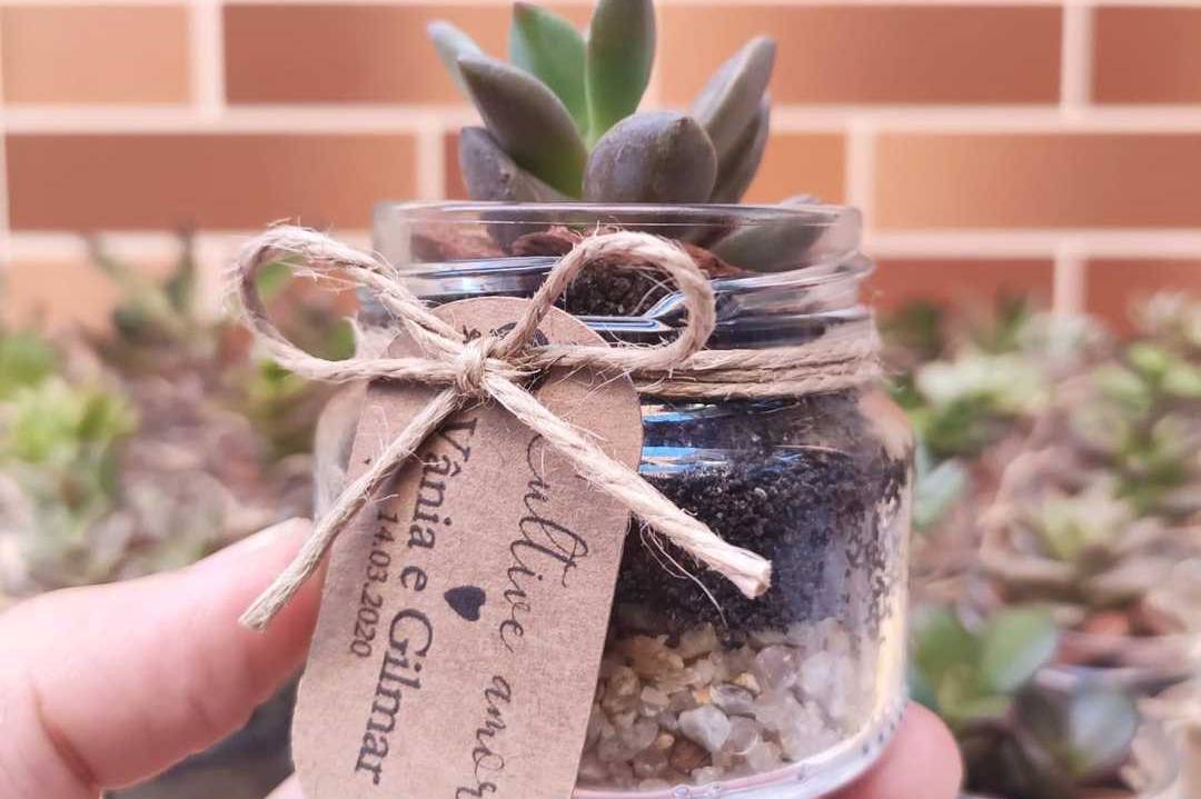 Decoração Sustentável: Técnicas e Materiais para Personalizar Potes de Papinha