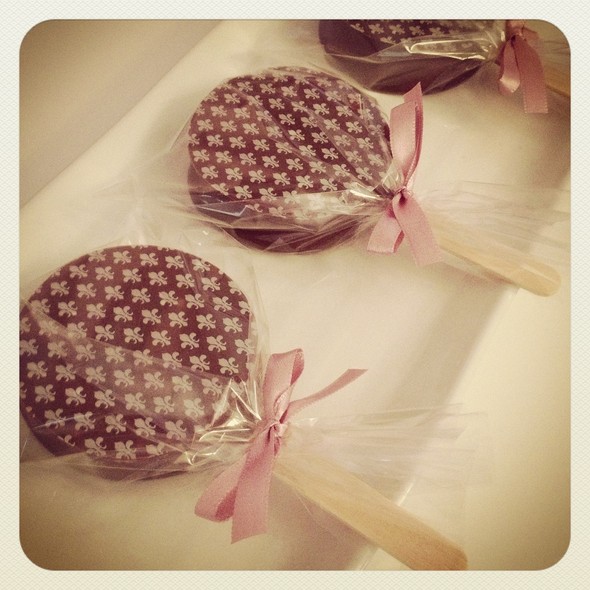 5 Ideias Criativas de Lembrancinhas Comestíveis para Casamentos
Como Escolher Lembrancinhas Doces para Festas Infantis
Lembrancinhas Comestíveis: Opções Elegantes para Eventos Corporativos
DIY: Crie suas Próprias Lembrancinhas de Doce Deliciosas
Tendências em Lembrancinhas Comestíveis para 2024