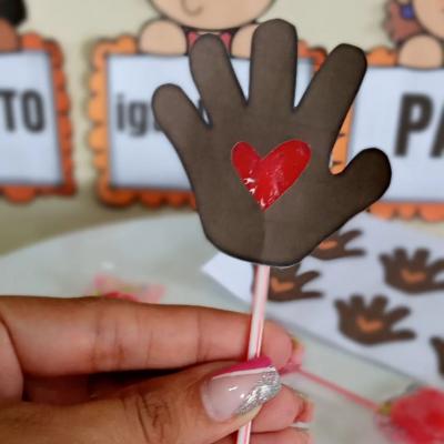 A Importância das Lembrancinhas na Promoção da Cultura Afro-Brasileira