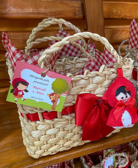 quanto custa lembrancinha chapeuzinho vermelho personalizada