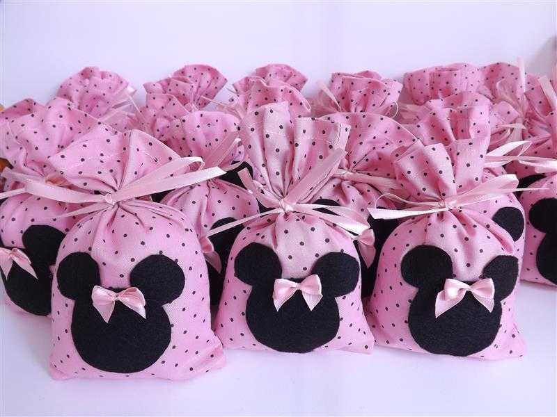 O Que Colocar na Lembrancinha Minnie Rosa? Dicas de Doces e Brinquedos