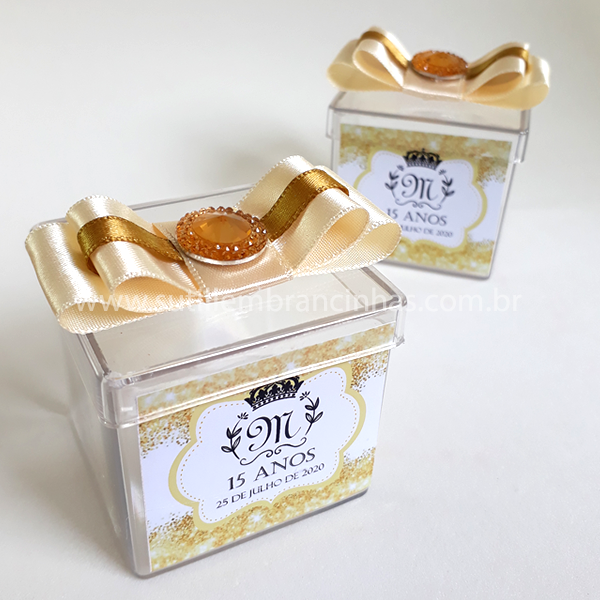 Lembrancinha 15 anos biscuit estilo clássico