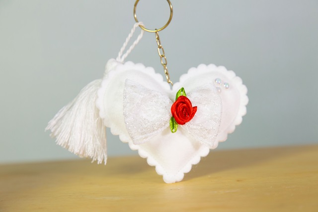 lembrancinha de casamento chaveiro