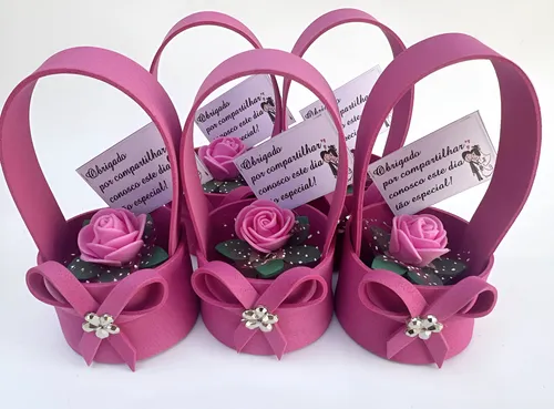 Como Calcular a Quantidade Certa de Lembrancinhas de EVA para Sua Festa