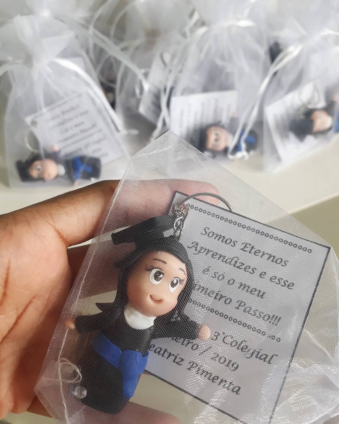 erros comuns ao fazer lembrancinhas de formatura em eva