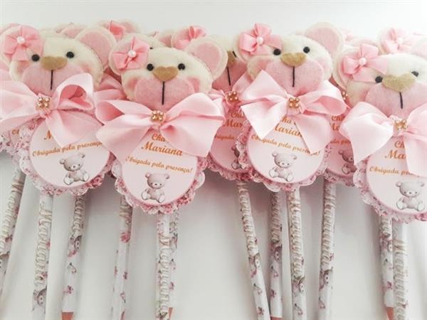 lembrancinhas de maternidade em EVA vs. feltro: qual escolher?