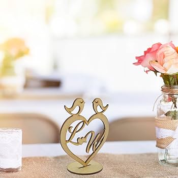 Chaveiros de MDF: A Lembrancinha Econômica e Charmosa para seu Casamento