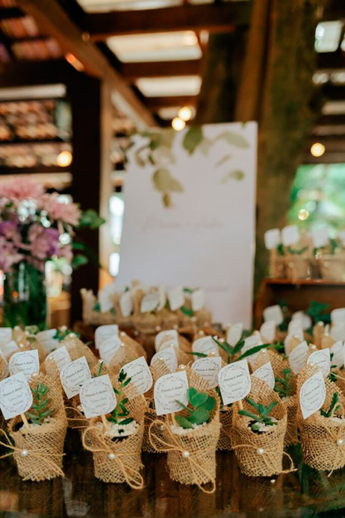 ideias inspiradoras de lembrancinhas de mesa para casamento simples