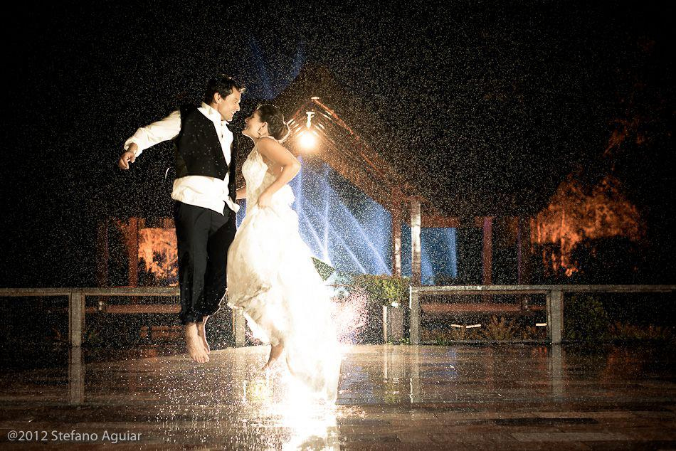 estrutura para casamento com chuva