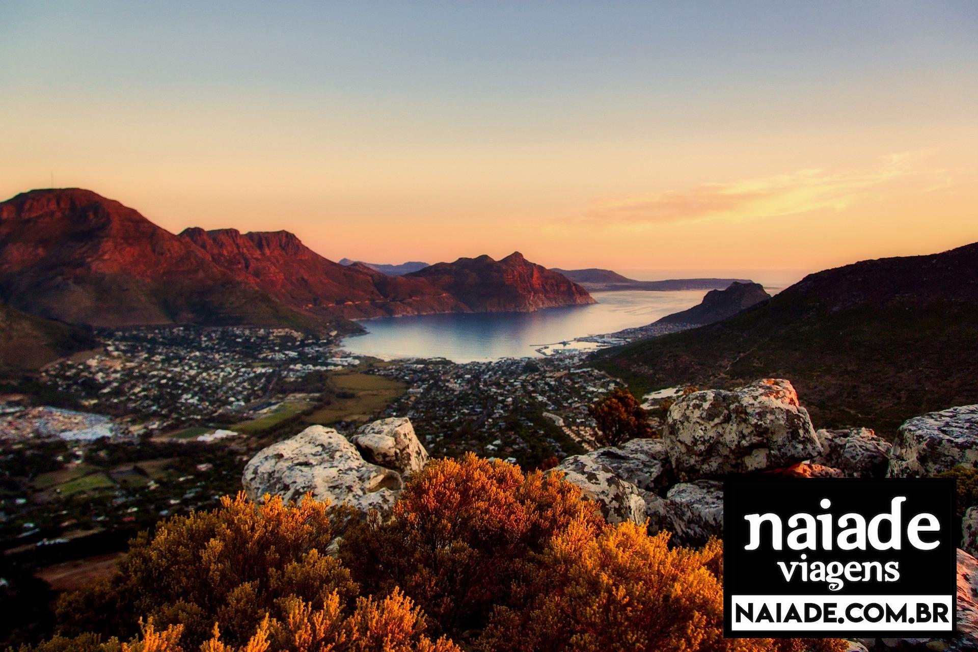 Guia Completo: Degustação de Vinhos em Constantia e Stellenbosch para Casais