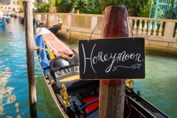 Como planejar sua lua de mel em Angra dos Reis de veleiro