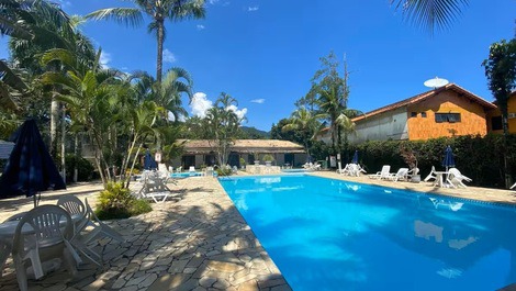 Guia Completo: Como Planejar um Casamento Pé na Areia em Boiçucanga