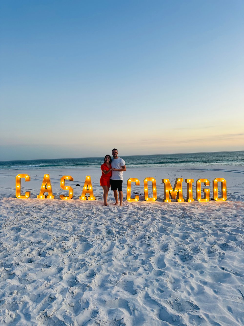 Guia Completo: Casamento dos Sonhos em Cabo Frio – Escolha o Local Perfeito; Casamento em Cabo Frio: Os Melhores Espaços com Vista para o Canal e Lagoa; Casas de Festas e Salões em Cabo Frio: Opções para Todos os Estilos de Casamento; Hotéis e Pousadas para Casamento em Cabo Frio: Conforto e Cenários Deslumbrantes; Como Planejar seu Casamento em Cabo Frio: Dicas de Locais e Fornecedores