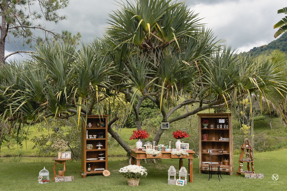 Guia Completo: Casamento dos Sonhos em Cabo Frio – Escolha o Local Perfeito; Casamento em Cabo Frio: Os Melhores Espaços com Vista para o Canal e Lagoa; Casas de Festas e Salões em Cabo Frio: Opções para Todos os Estilos de Casamento; Hotéis e Pousadas para Casamento em Cabo Frio: Conforto e Cenários Deslumbrantes; Como Planejar seu Casamento em Cabo Frio: Dicas de Locais e Fornecedores