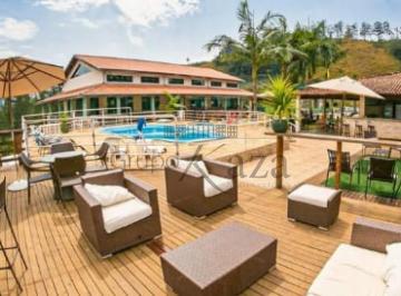 Chácaras em Santa Branca com Pernoite para Convidados: Opções e Vantagens